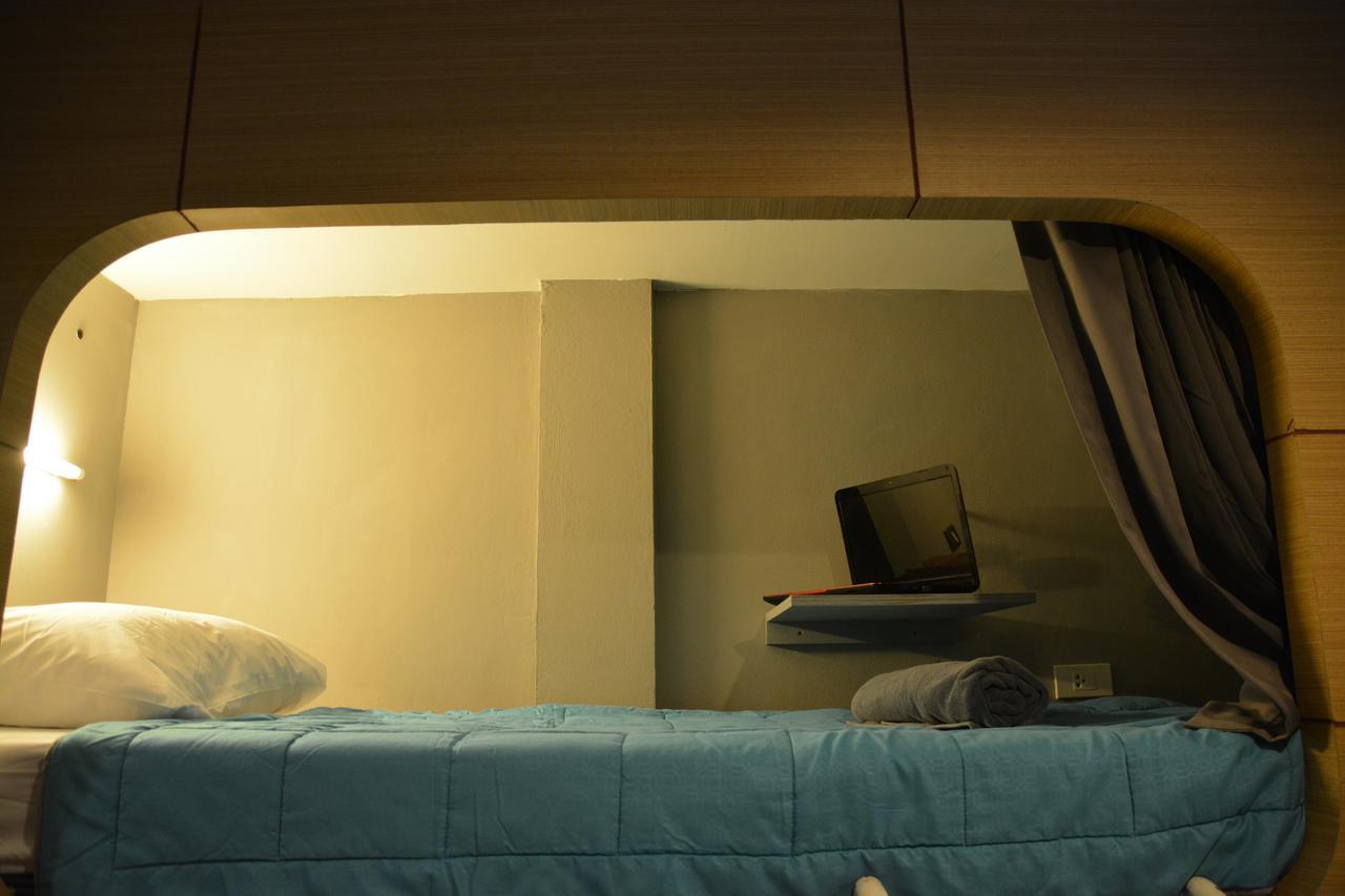 Hubb Hostel Phuket Airport Nai Yang Beach Extérieur photo