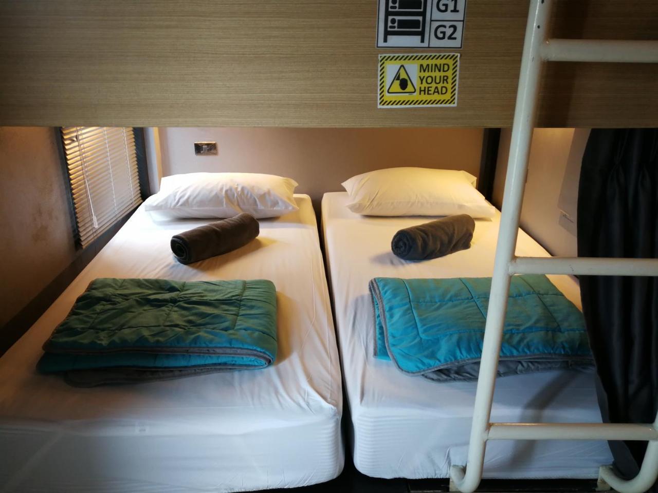 Hubb Hostel Phuket Airport Nai Yang Beach Extérieur photo