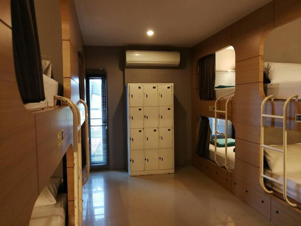 Hubb Hostel Phuket Airport Nai Yang Beach Extérieur photo